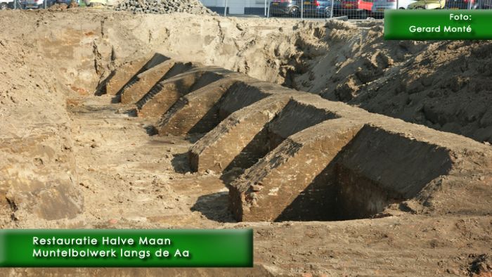 montE1521- halve maan muntelbolwerk-  web 2009