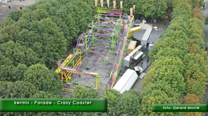 montE7099- kermis parade van boven-  web 2010