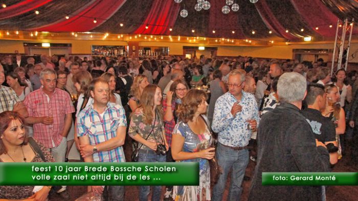 0montE8935- feest 10 jaar BBS + afscheid-  web 2011