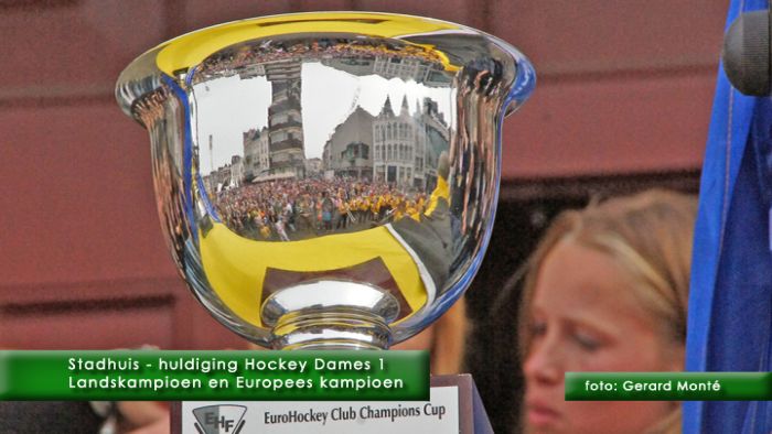 0montE9035- hockey dames1 stadhuis -jun-  web 2011