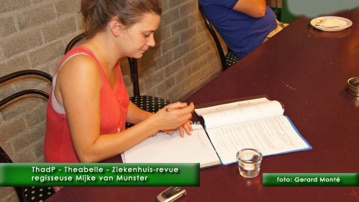 0montE9156- Theabelle GBZhRevue 1-  web 2011