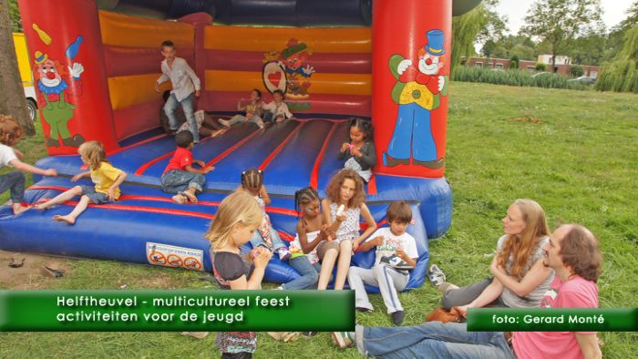 0montE9295- helftheuvel multicult feest-  web 2011