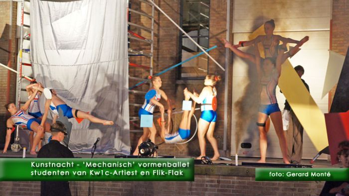 0montE9805- kunstnacht opening-  web 2011