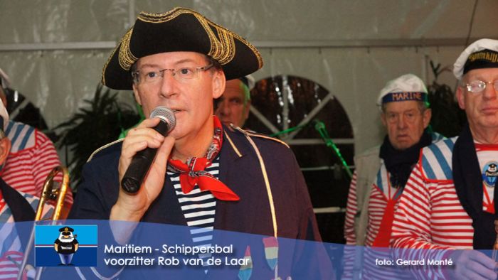 0montE9833- Maritiem schippersbal modeshow-  web 2011