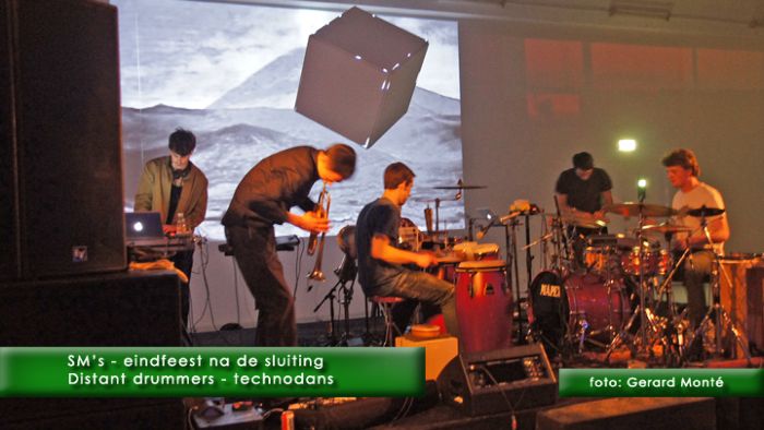 montE10863- sms eindfeest-  web 2012