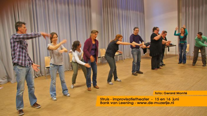 montE11968- Struis - improvisatietheater-  web 2012