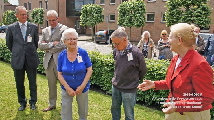 DSC08588-  Antoniegaarde verwenzorgdag kersenboom - foto GerardMontE - web