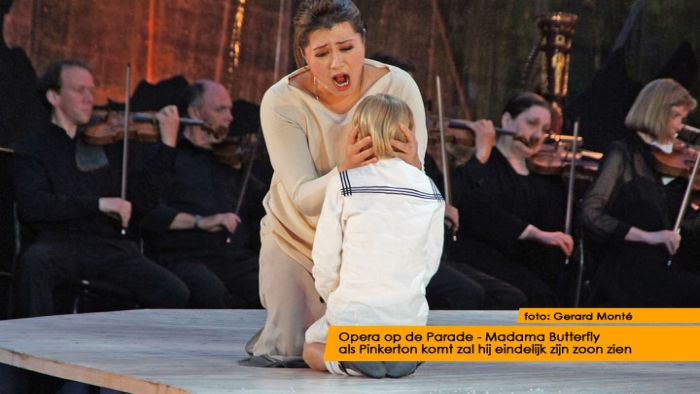 montE12491- opera parade madama Butterfly-  web 2012