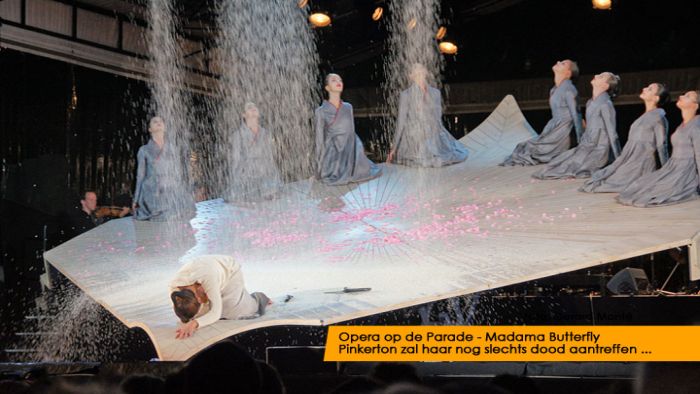montE12506- opera parade madama Butterfly-  web 2012