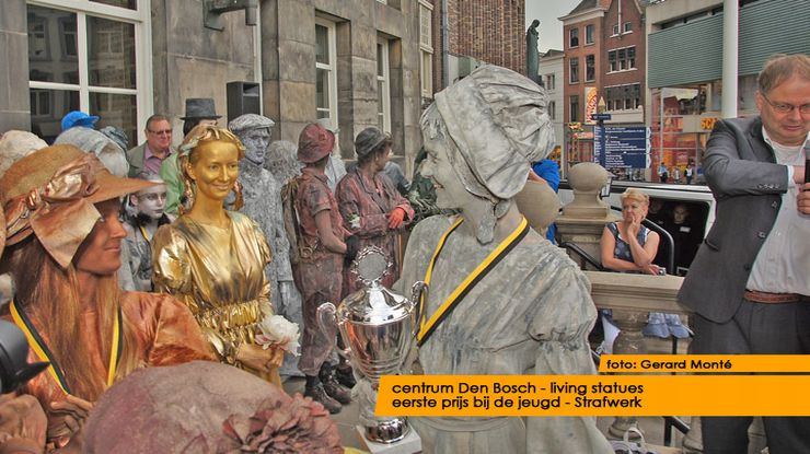 02-living statues prijzen 1juli2012 - foto GerardMontE - web