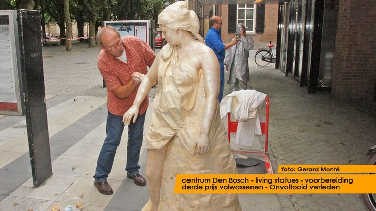 03-living statues prijzen 1juli2012 - foto GerardMontE - web