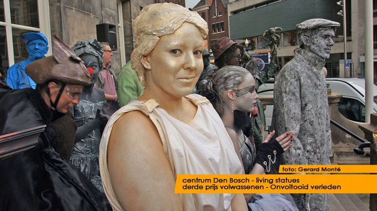 05-living statues prijzen 1juli2012 - foto GerardMontE - web