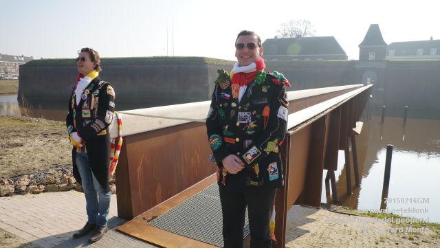 DSC09738-  carnaval oeteldonk sortiebrug citadel geopend- 16feb2015 - foto GerardMontE web