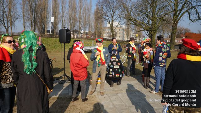 DSC09741-  carnaval oeteldonk sortiebrug citadel geopend- 16feb2015 - foto GerardMontE web