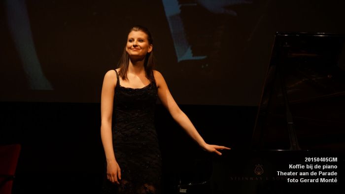 DSC08069- koffie bij de piano ThadP - 5apr2015 -  foto GerardMontE web