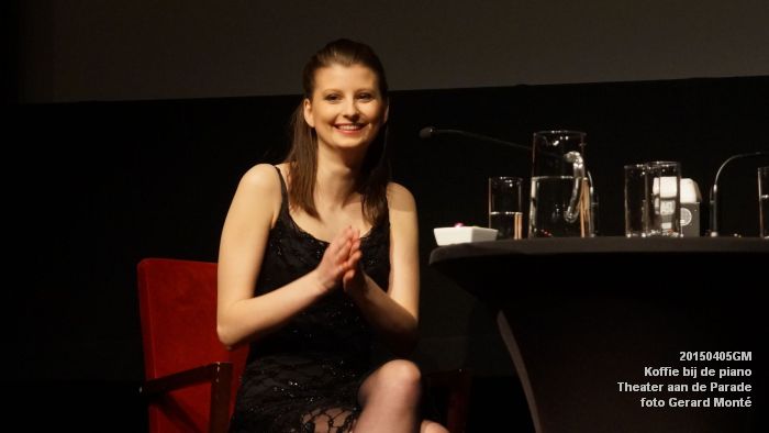 DSC08076- koffie bij de piano ThadP - 5apr2015 -  foto GerardMontE web