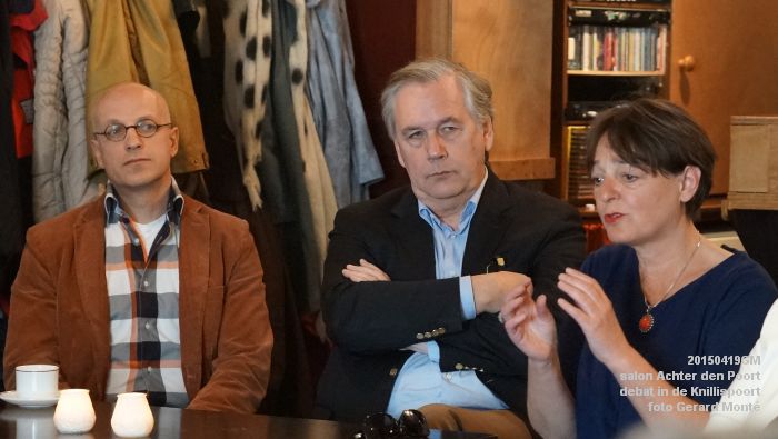 DSC00222- salon Achter den Poort - debat in de Knillispoort - 19apr2015 - foto GerardMontE web