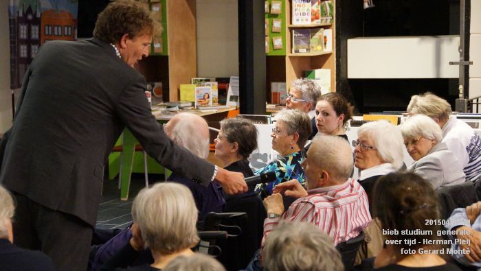 DSC03330- bieb studium  generale tijd - Herman Pleij - 24apr2015 - foto GerardMontE web