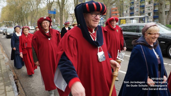 DSC03371- Sint-Jorisdagen schuttersgilde De Oude Schuts - Stadspijpers - 25apr2015 - foto GerardMontE web