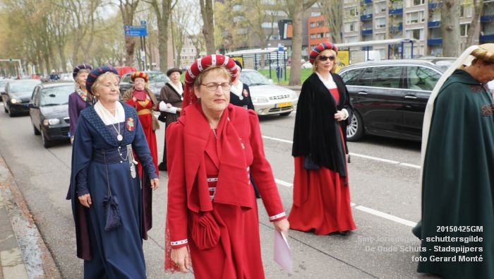 DSC03373- Sint-Jorisdagen schuttersgilde De Oude Schuts - Stadspijpers - 25apr2015 - foto GerardMontE web