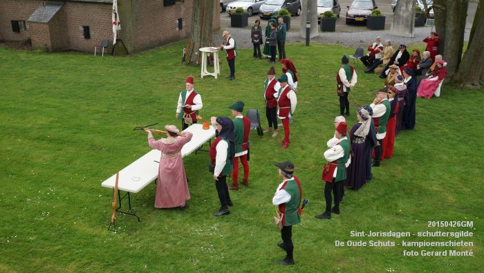 eDSC03417- Sint-Jorisdagen schuttersgilde De Oude Schuts - Stadspijpers - 26apr2015 - foto GerardMontE web