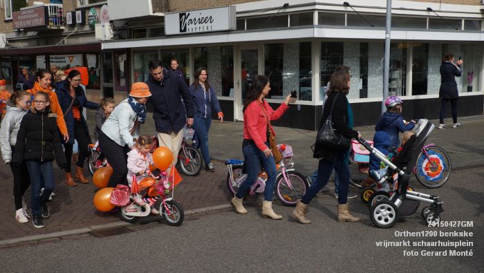 DSC03507- Orthen 1200 benkske vrijmarkt schaarhuisplein - 27apr2015 - foto GerardMontE web