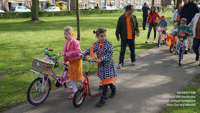 DSC03527- Orthen 1200 benkske vrijmarkt schaarhuisplein - 27apr2015 - foto GerardMontE web