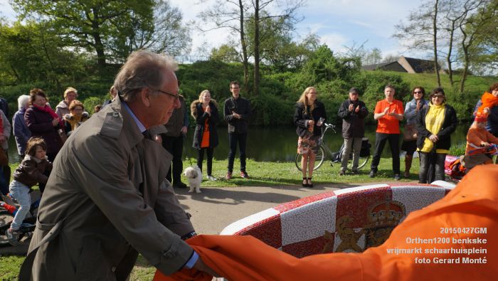 DSC03558- Orthen 1200 benkske vrijmarkt schaarhuisplein - 27apr2015 - foto GerardMontE web