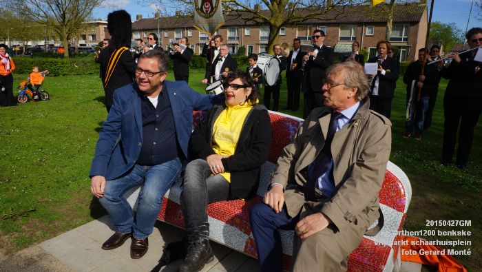 DSC03563- Orthen 1200 benkske vrijmarkt schaarhuisplein - 27apr2015 - foto GerardMontE web