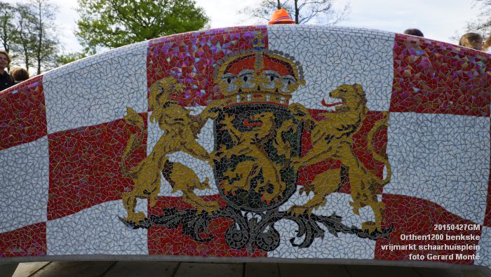DSC03584- Orthen 1200 benkske vrijmarkt schaarhuisplein - 27apr2015 - foto GerardMontE web