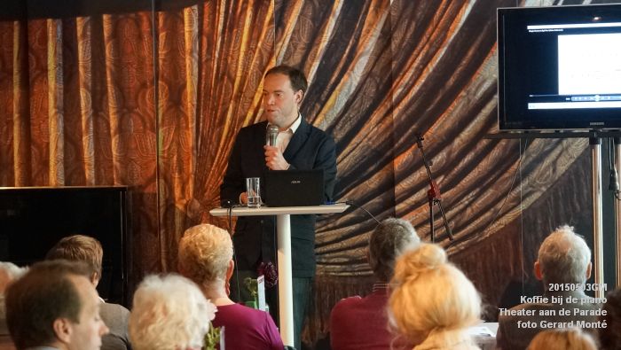 aDSC04411- Koffie bij de piano ThadP - 3mei2015 -  foto GerardMontE web