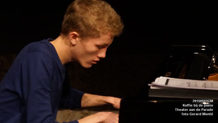 bDSC04413- Koffie bij de piano ThadP - 3mei2015 -  foto GerardMontE web