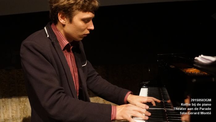 bDSC04420- Koffie bij de piano ThadP - 3mei2015 -  foto GerardMontE web