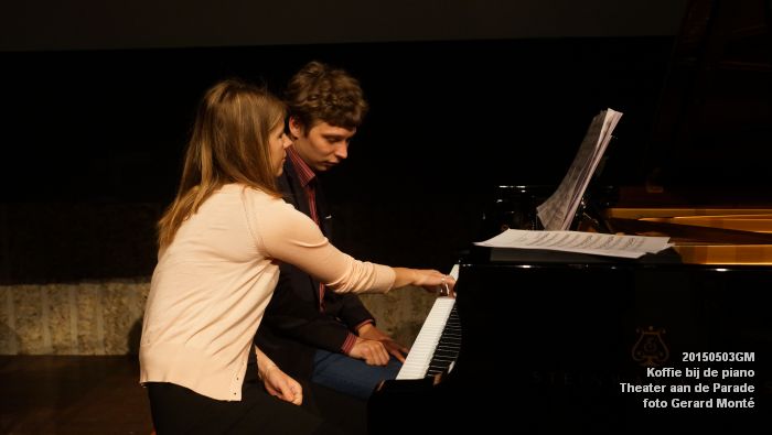 bDSC04432- Koffie bij de piano ThadP - 3mei2015 -  foto GerardMontE web