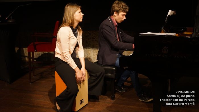 bDSC04441- Koffie bij de piano ThadP - 3mei2015 -  foto GerardMontE web