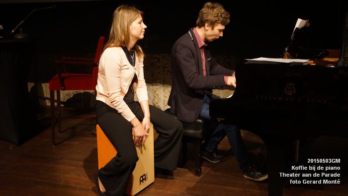 bDSC04442- Koffie bij de piano ThadP - 3mei2015 -  foto GerardMontE web