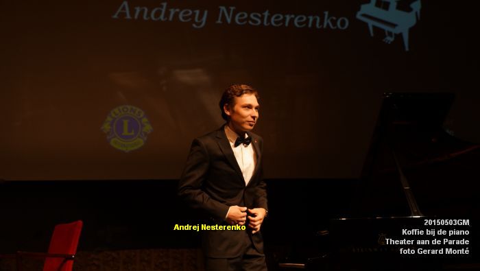 cDSC04462- Koffie bij de piano ThadP - 3mei2015 -  foto GerardMontE web t