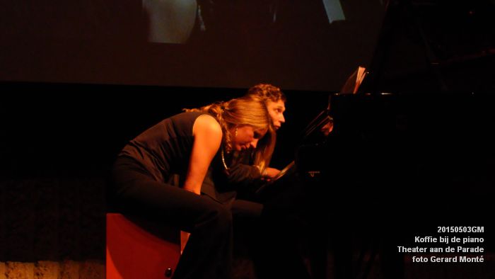 cDSC08122- Koffie bij de piano ThadP - 3mei2015 -  foto GerardMontE web
