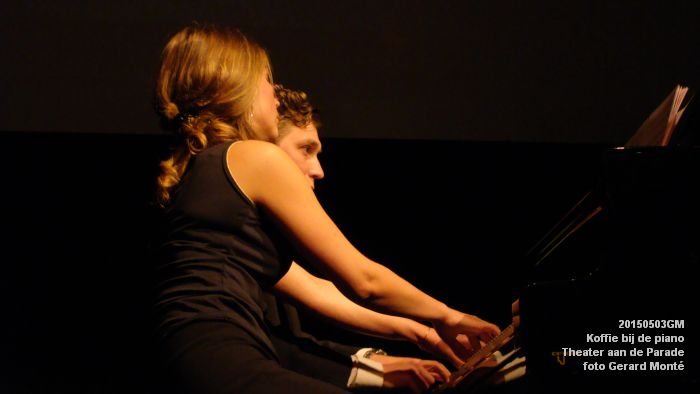 cDSC08134- Koffie bij de piano ThadP - 3mei2015 -  foto GerardMontE web