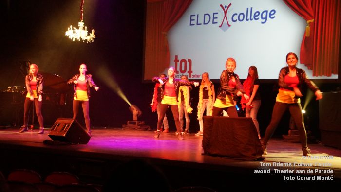 DSC00267- Tom Odems Cultuur Fonds-avond in ThadP - 17juni2015 - foto GMontE dia