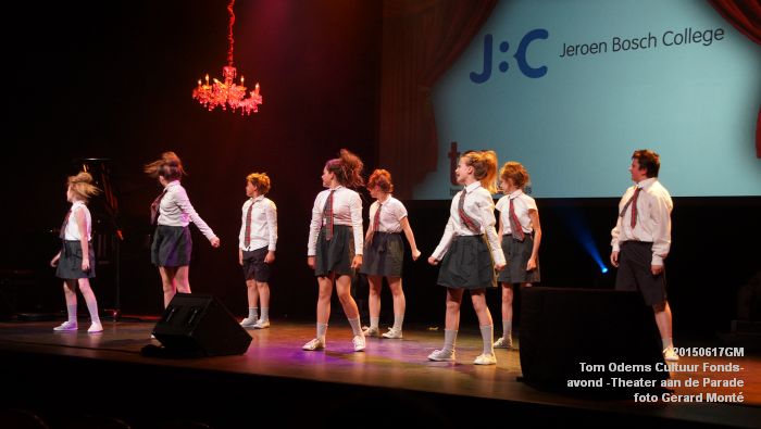 DSC00279- Tom Odems Cultuur Fonds-avond in ThadP - 17juni2015 - foto GMontE dia