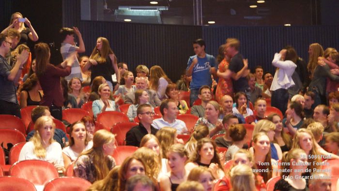 DSC00451- Tom Odems Cultuur Fonds-avond in ThadP - 17juni2015 - foto GMontE dia