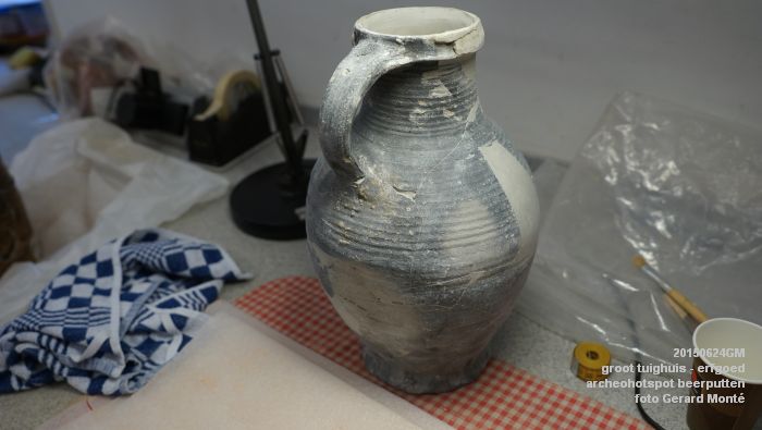 DSC02297-DSC02302- groot tuighuis - archeohotspot - poep van vroeger - 24juni2015 - foto GerardMontE web