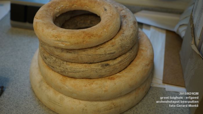 DSC02299- groot tuighuis - archeohotspot - poep van vroeger - 24juni2015 - foto GerardMontE web