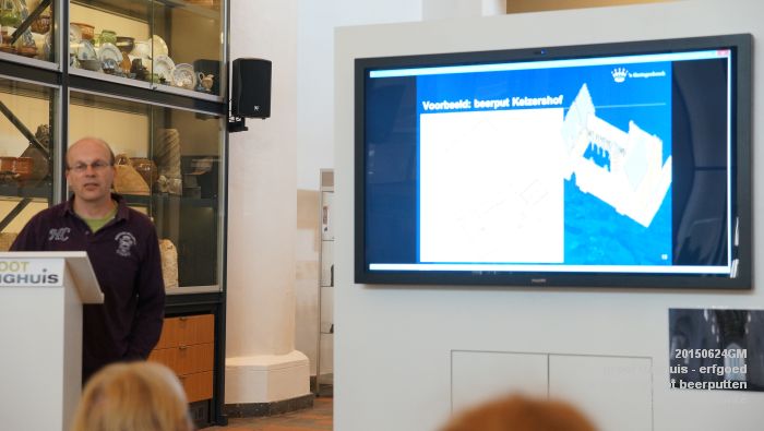 DSC02330- groot tuighuis - archeohotspot - poep van vroeger - 24juni2015 - foto GerardMontE web