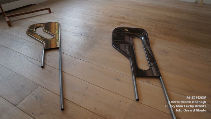 DSC07938- galerie Mieke van Schaijk - expositie Lucky Man Lucky Artists - 12juli2015 - foto GerardMontE web