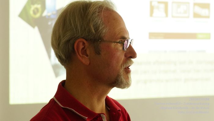 gDSC00933- Zomerschool55+ digitaal fotoboek - Zuiderparkweg - In de Roos - 31juli2015 - foto GerardMontE web