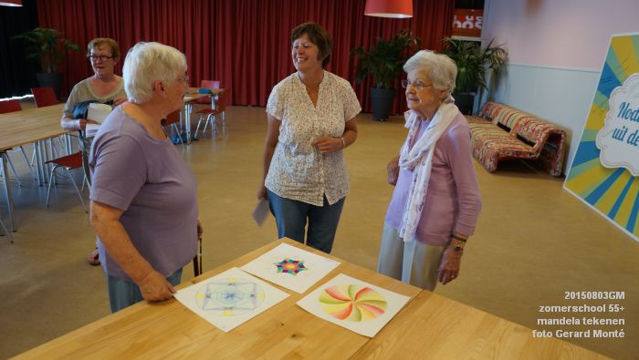 jDSC01366- Zomerschool55+ mandela tekenen - 3aug2015 - foto GerardMontE web