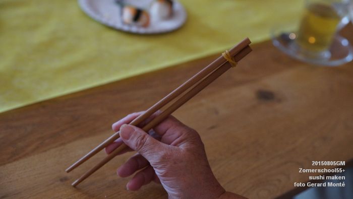 oDSC01663- Zomerschool55+ In de roos - sushi maken - 5aug2015 - foto GerardMontE web