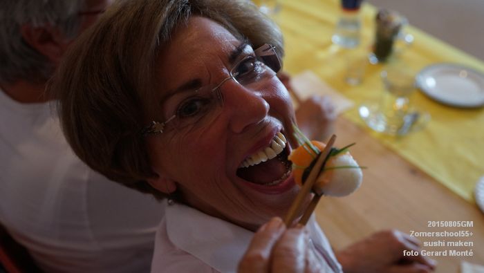 oDSC01672- Zomerschool55+ In de roos - sushi maken - 5aug2015 - foto GerardMontE web